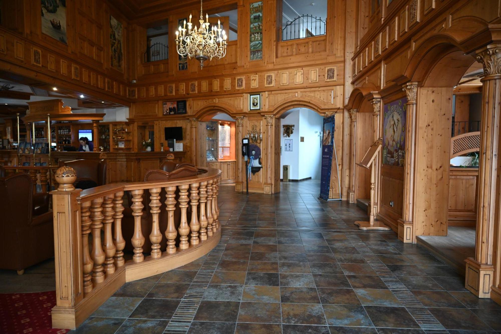 Mercure Sighisoara Binderbubi Hotel & Spa Eksteriør bilde